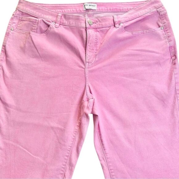 Lane Bryant Pink Signature Fit Straight Crop Jean Size 20 - Picture 8 of 11